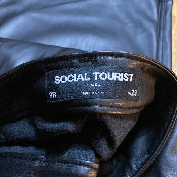 Social Tourist vegan leather baggy sz.9R - Picture 5 of 6